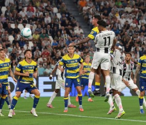 关于赛后费耶诺德备战西甲，状态回暖细节曝光，媒体盛赞，赛季目标并未改变的信息-AYX SPORTS