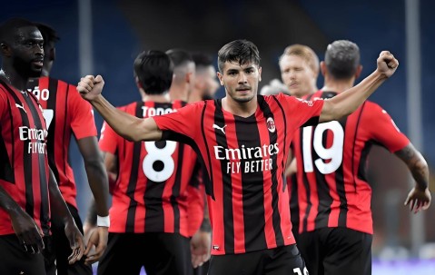 包含国际比赛日意甲传出新动向；AC米兰造点机会；管理层表态——气氛紧张；赛程密集仍需轮换的词条-爱游戏娱乐